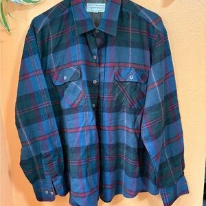 Retro Arrow outdoor rugged flannel workwear or casual lumberjack